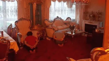 Разнообразие! Разбиха мрежа за доставка на мъжки проститутки