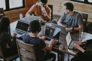Немислимото дойде! Закриват 23% от работните места