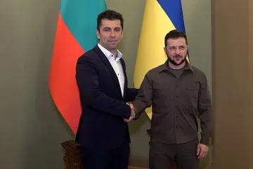 Шест теми обсъдили Петков и Зеленски