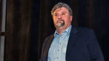 Маските паднаха, какво следва? Коментар на политолога