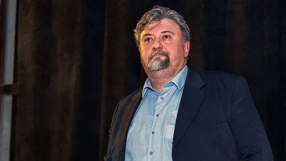 Маските паднаха, какво следва? Коментар на политолога