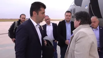 Кирил Петков пристигна в Киев. Отива в Бородянка