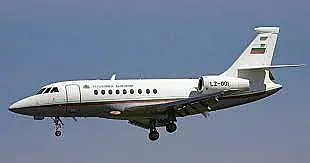 Самолетът на властта 3 часа кръжа над Варна. Какво се случва?