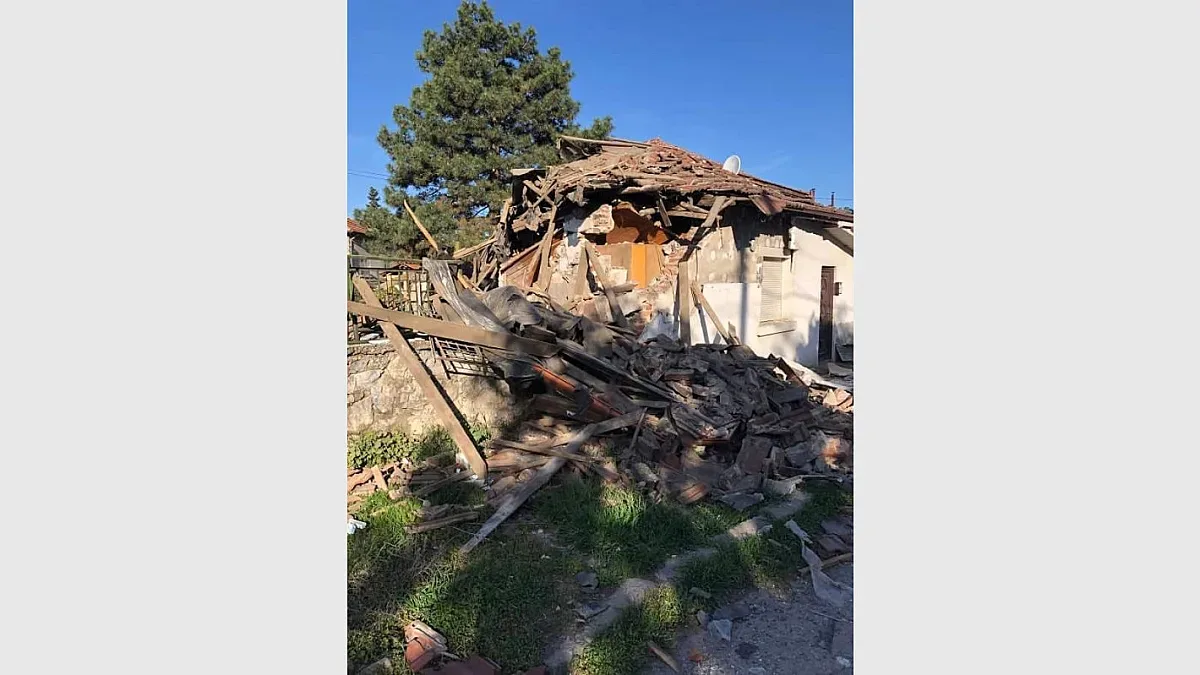 Мощна експлозия край Пловдив! Чудо спаси цяла фамилия