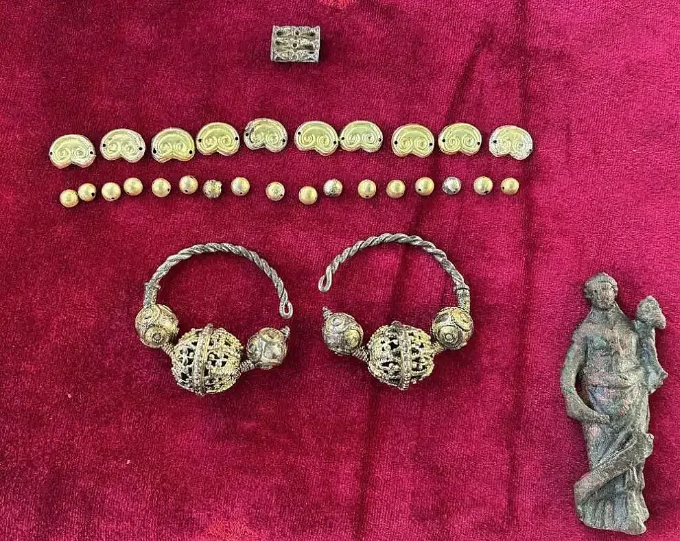 Удар на Калиакра! Откриха над 400 уникални артефакта