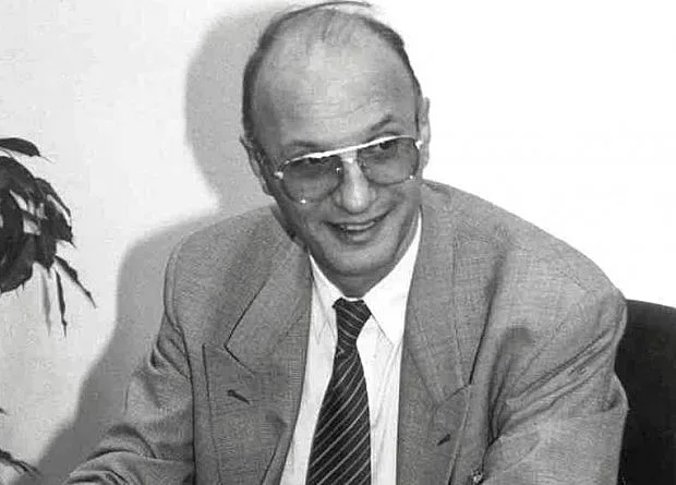 Напусна ни голямо име, автор на "Свестните у нас считат за луди"