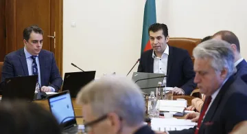 Петков се поздрави за постигнатото срещу високите цени на тока