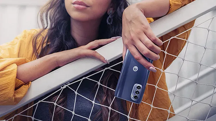 Представиха Moto G52 с 90Hz дисплей и процесор Snapdragon 680 за 250 евро