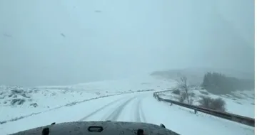 Зима! Какви поразии направи снегът