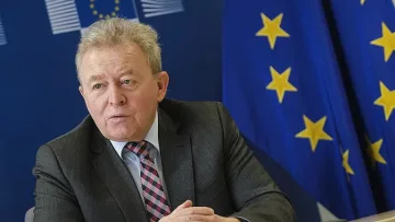 На форум на "Стандарт":  Еврокомисар с 4 мерки в помощ на фермерите 