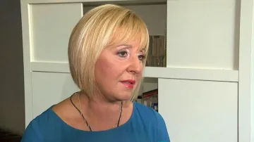 Мая Манолова каза защо й трябва нова партия