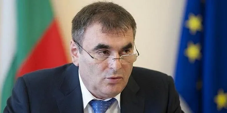 Експерт разкри какво става с превозите в Черно море заради мините