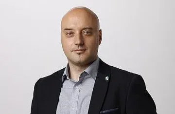 Депутат със скандална атака към службите. Обвинението