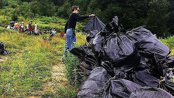 Търсят се доброволци да чистят София, тръгват от "Младост"