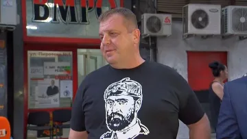 Каракачанов бесен на Петков, подозира национално предателство