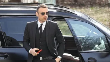 Цирк! Мощен скандал за пари с Бербатов