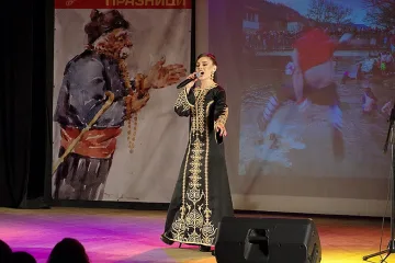 Възродените Чудомирови празници в Казанлък започнаха