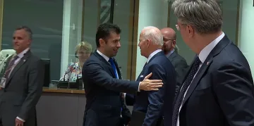 Лидери на НАТО се събират у нас, къде ги кани Петков