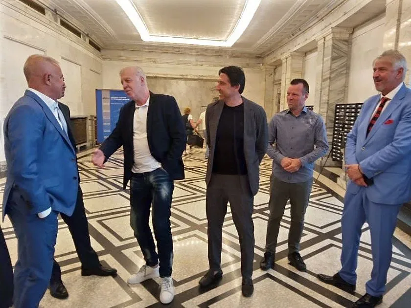 Шах! Наско Сираков се закани на Киселова