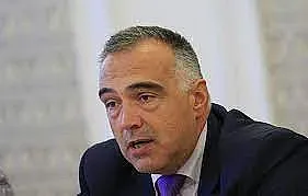 Кутев с тежки думи за стоте дни. Кой ще спечели във войната с Гешев