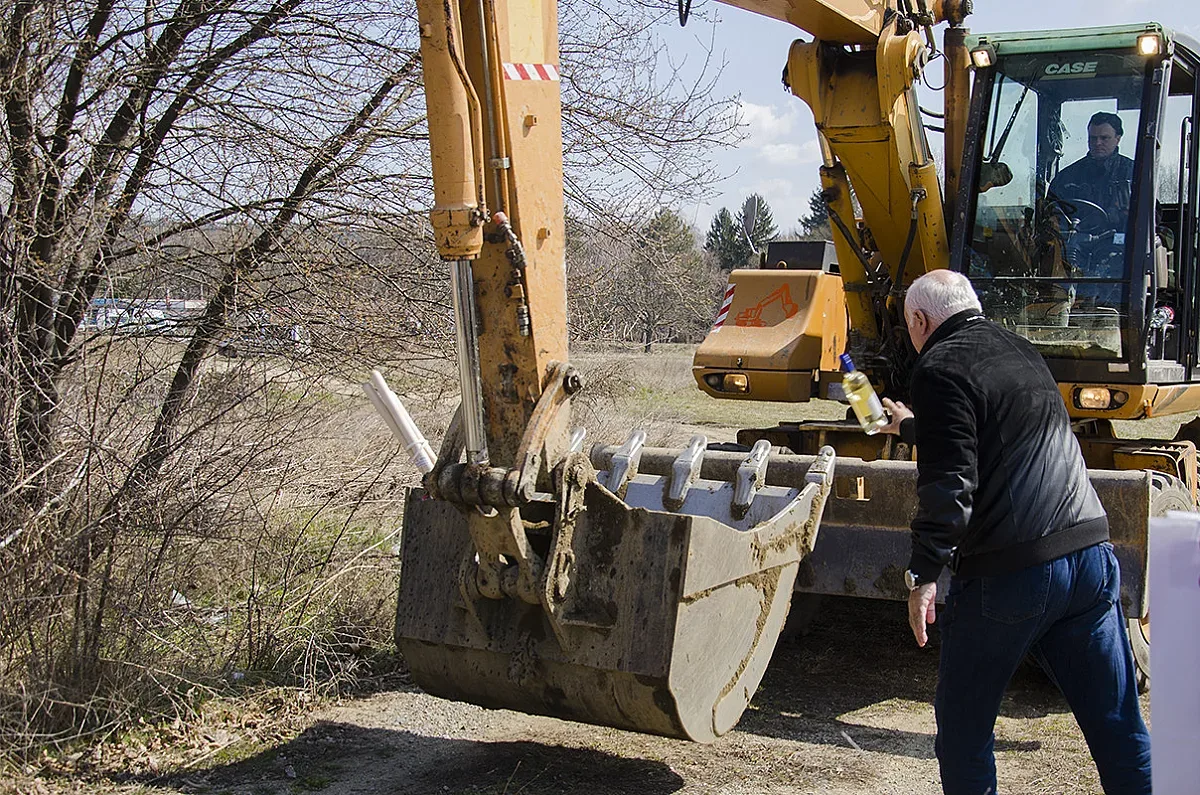Умни водомери в Казанлък. КАРО ТРЕЙДИНГ ООД прави нова ВиК мрежа