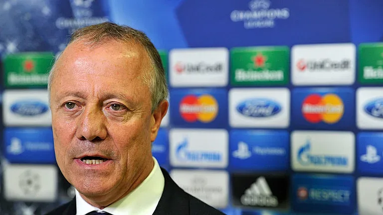 Отиде си голяма футболна звезда