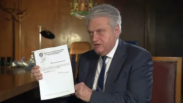 Рашков вади документи. Има ли акция срещу Асен Василев?