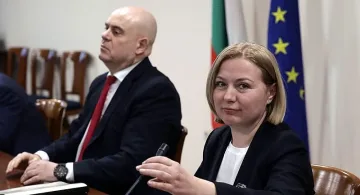 Гешев с удар по правосъдната министърка, праща й инспектори