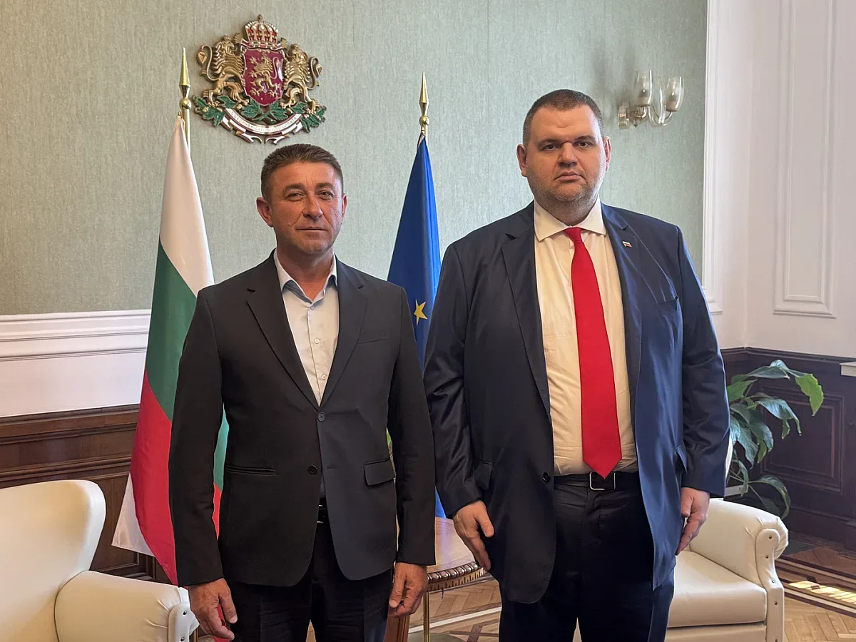 Пеевски прие община Руен в Новото начало