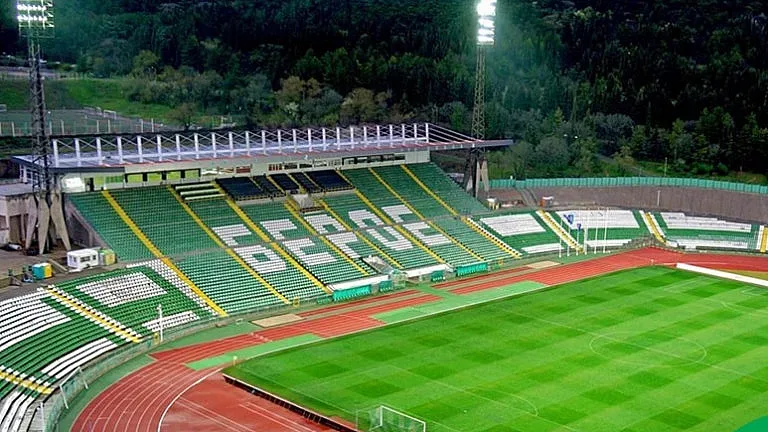 Напрежение в Берое. Чистката продължава