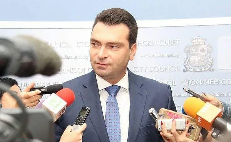 Калоян Паргов посочи спасението за общините