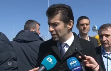 Войната се разгаря.Петков скочи на прокуратурата, видя руска връзка