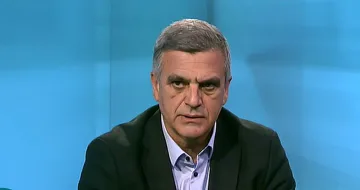 Стефан Янев разкри прави ли партия в събота