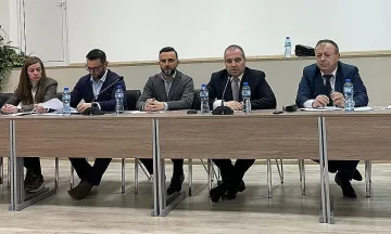 Караджов дава 500 млн. лв. за ремонт на общински пътища и ВиК