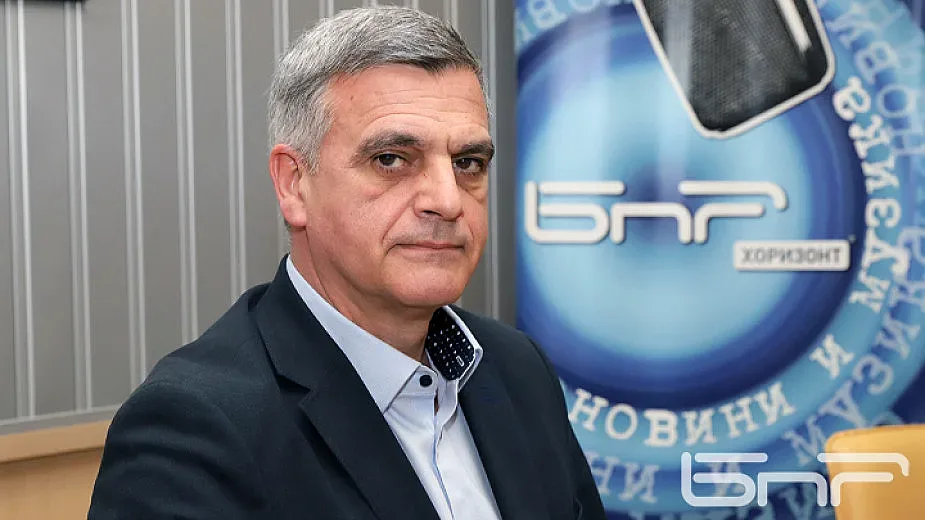 Янев предупреди какво означава да изпратим ракети на Украйна