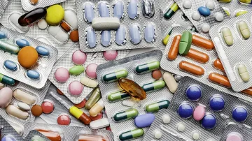 Нови цени на лекарствата. Кое поскъпва най-много