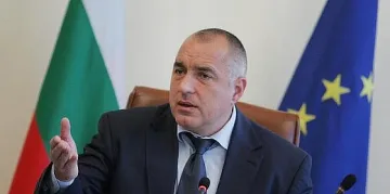 Причина за ареста: Борисов сниман как взема подкуп от Божков?