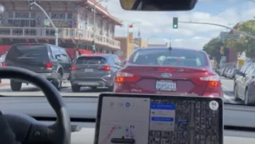 Служител на Tesla побърка Мъск. Реакцията