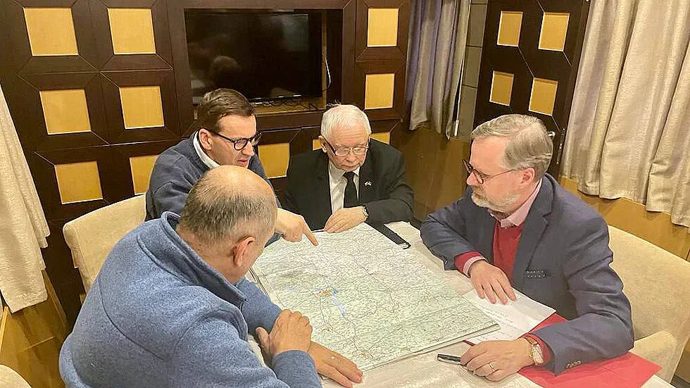 Трима премиери пристигнаха в Киев. Какво следва