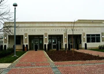 Американското посолство у нас съобщи за руски биологични оръжия