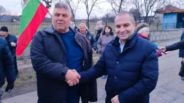 Гроздан Караджов обеща бърз ремонт на пътя Гълъбово – Мъдрец