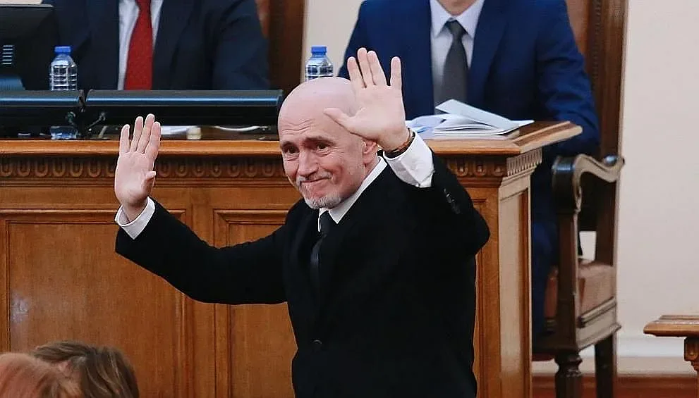 Транспортният министър каза как ще принудим Русия да спре войната