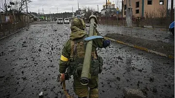 Киев очаква мощна инвазия до часове, евакуират жителите