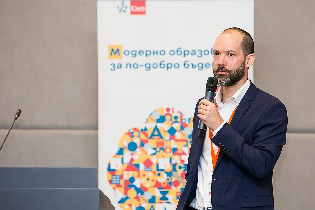 Matthew Ellman: Преподаването на английски език е едно завладяващо пътешествие