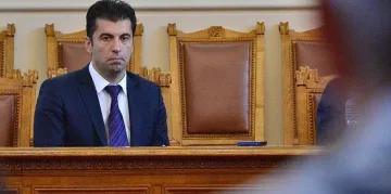 Петков каза за кои две санкции ще търсим изключение