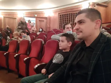 Спортният министър на опера, какво го впечатли