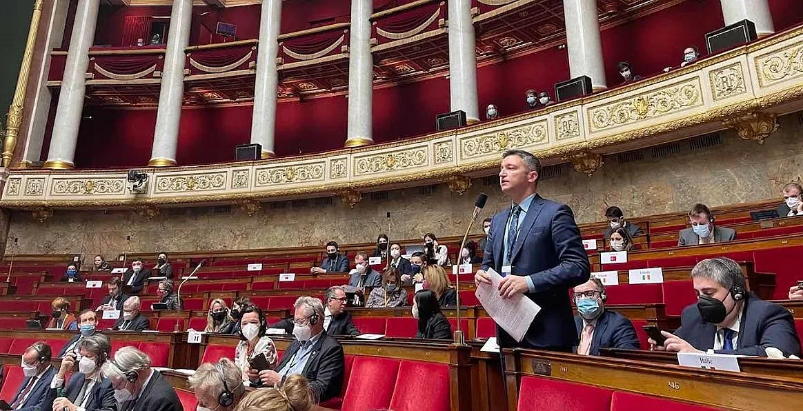 Вигенин зове в Париж: Да не забравяме Европа на изток от нас