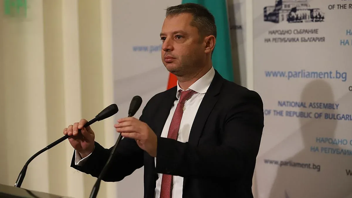 ГЕРБ с бясна атака за бидоните и бензина. Обвинението