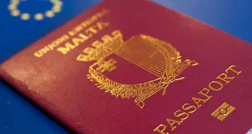 ЕК обяви каква опасност носят златните паспорти