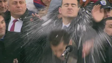 Предупредили Петков да не се качва на Шипка